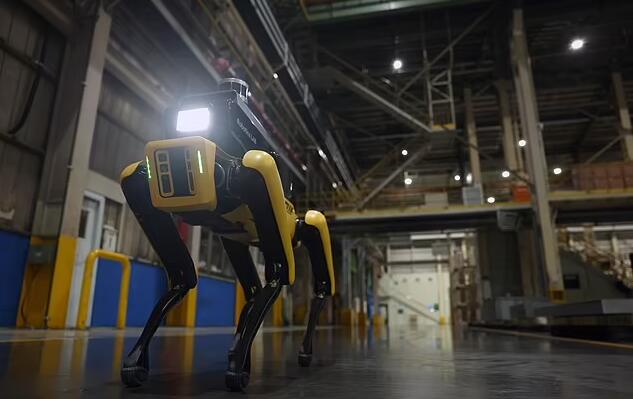 “波士顿动力公司的机器狗Spot有未来作为护卫犬 在制造工厂与化工厂中巡逻